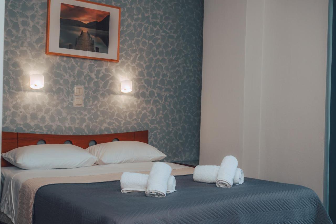 Dionysos Rooms Olympiakí Aktí Buitenkant foto
