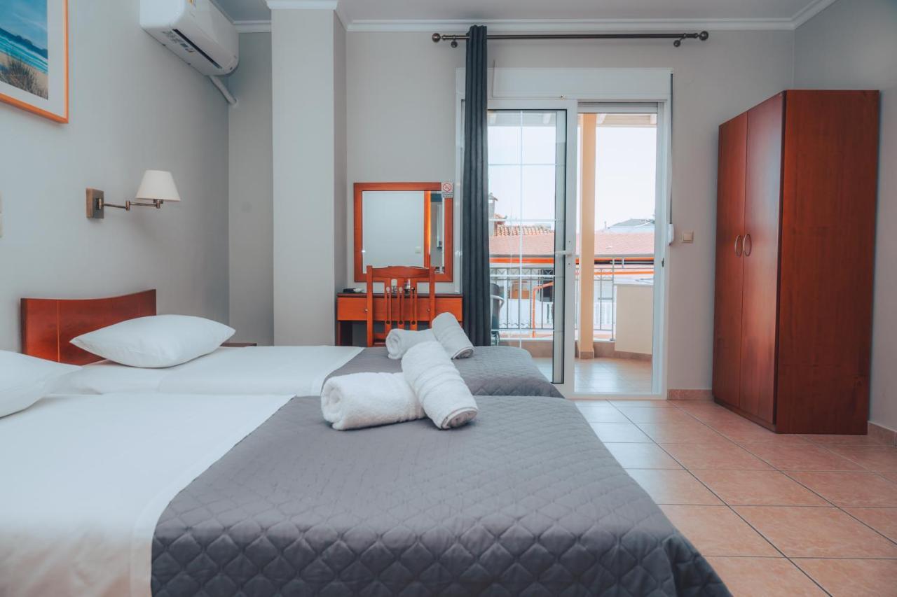 Dionysos Rooms Olympiakí Aktí Buitenkant foto